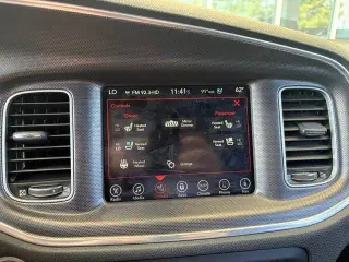 Dodge Charger 2017 SXT 4dr Sedan