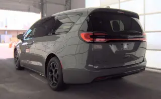 Chrysler Pacifica Híbrido 2022 Touring L 4dr Mini-Van