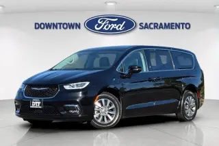 Chrysler Pacifica Plug-In Hybrid 2024 Select 4dr Mini-Van