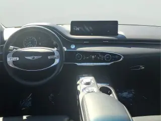 Genesis GV70 2025 AWD 2.5T Estándar 4p SUV