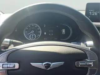 Genesis GV70 2025 AWD 2.5T Estándar 4p SUV