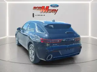 Genesis GV70 2025 AWD 2.5T Estándar 4p SUV