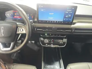 Lincoln Corsair 2025 AWD Premiere 4dr SUV