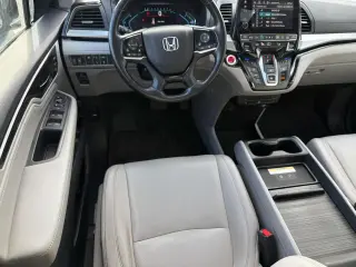 Honda Odyssey 2018 Elite 4dr Mini-Van