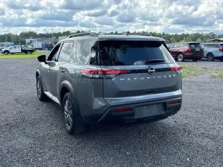 Nissan Pathfinder 2025 SV 4p SUV