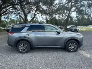 Nissan Pathfinder 2025 SV 4p SUV