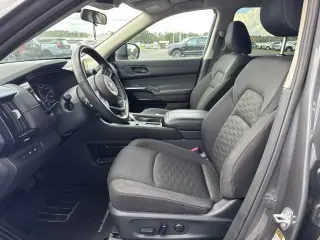 Nissan Pathfinder 2025 SV 4p SUV