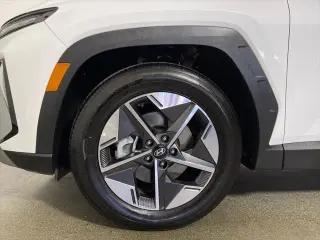 Hyundai TUCSON 2025 SEL 4p SUV