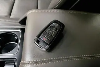 Lincoln Corsair 2023 AWD Reserve 4p SUV