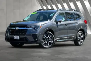 Subaru Ascent 2023 AWD Limited 8-Pasajeros 4p SUV