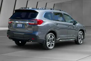 Subaru Ascent 2023 AWD Limited 8-Pasajeros 4p SUV