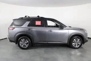 Nissan Pathfinder 2024 SL 4p SUV