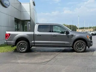 Ford F-150 2023 4x4 XLT 4p SuperCrew 5.5 ft. SB