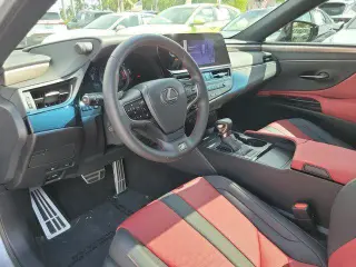 Lexus ES 350 2024 F SPORT Manejo 4p Sedan