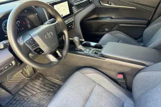 Toyota Camry 2026 SE 4dr Sedán
