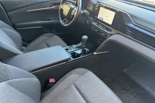 Toyota Camry 2026 SE 4dr Sedán