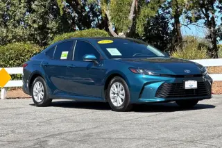 Toyota Camry 2026 SE 4dr Sedán
