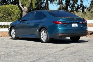 Toyota Camry 2026 SE 4dr Sedán