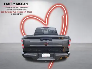 Nissan Frontier 2025 4x4 PRO-4X 4dr Crew Cab 5 ft. SB