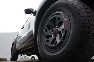 Nissan Frontier 2025 4x4 PRO-4X 4dr Crew Cab 5 ft. SB