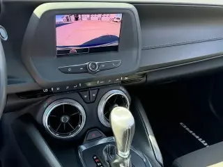 Chevrolet Camaro 2023 LT 2dr Coupe con 1LT