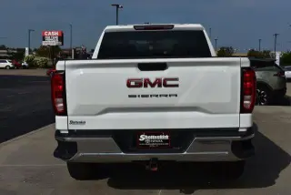 GMC Sierra 1500 2020 4x4 Base 4dr Crew Cab 6.6 ft. SB