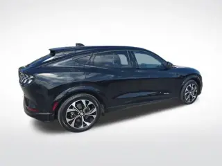Ford Mustang Mach-E 2023 Premium 4dr SUV