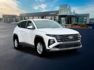 Hyundai TUCSON 2026 AWD SE 4dr SUV