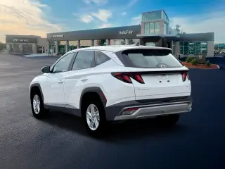 Hyundai TUCSON 2026 AWD SE 4dr SUV