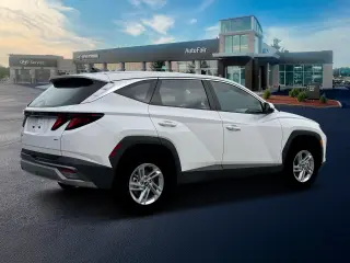 Hyundai TUCSON 2026 AWD SE 4dr SUV