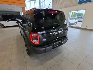 Ford Bronco Sport 2025 AWD Big Bend 4dr SUV en Negro Sombra. CARFAX de un solo propietario. 25/30 MPG ciudad/carretera 2025 Ford Bronco Sport Big Bend 4WD 8-Velocidades Automático 1.5L EcoBoost