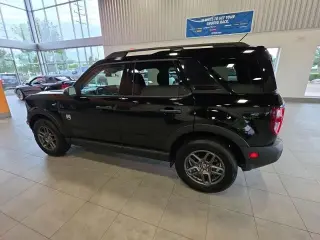 Ford Bronco Sport 2025 AWD Big Bend 4dr SUV en Negro Sombra. CARFAX de un solo propietario. 25/30 MPG ciudad/carretera 2025 Ford Bronco Sport Big Bend 4WD 8-Velocidades Automático 1.5L EcoBoost