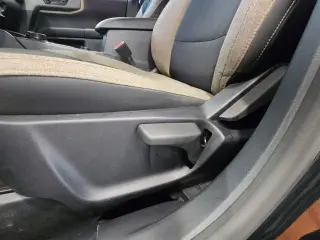 Ford Bronco Sport 2025 AWD Big Bend 4dr SUV en Negro Sombra. CARFAX de un solo propietario. 25/30 MPG ciudad/carretera 2025 Ford Bronco Sport Big Bend 4WD 8-Velocidades Automático 1.5L EcoBoost