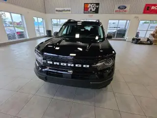 Ford Bronco Sport 2025 AWD Big Bend 4dr SUV en Negro Sombra. CARFAX de un solo propietario. 25/30 MPG ciudad/carretera 2025 Ford Bronco Sport Big Bend 4WD 8-Velocidades Automático 1.5L EcoBoost