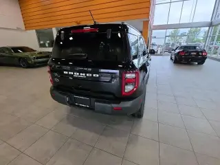 Ford Bronco Sport 2025 AWD Big Bend 4dr SUV en Negro Sombra. CARFAX de un solo propietario. 25/30 MPG ciudad/carretera 2025 Ford Bronco Sport Big Bend 4WD 8-Velocidades Automático 1.5L EcoBoost