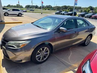 Toyota Camry 2015 SE 4dr Sedán