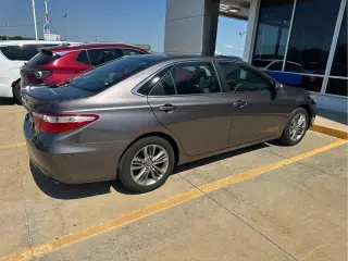 Toyota Camry 2015 SE 4dr Sedán