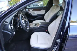Mercedes-Benz Clase C 2020 AWD C 300 4MATIC 4p Sedan