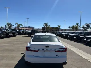 Toyota Camry 2025 SE 4dr Sedan
