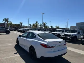 Toyota Camry 2025 SE 4dr Sedan