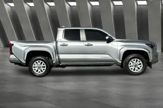 Toyota Tacoma 2025 4x4 SR5 4p Puerta Doble Cabina Dupla 5.0 ft SB