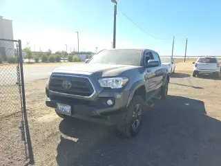 Toyota Tacoma 2022 4x2 TRD Todo Terreno 4p Doble Cab 5.0 ft CB