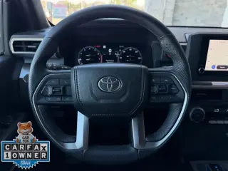 Toyota Tacoma 2024 4x4 SR5 4p Doble Cab 5.0 ft SB