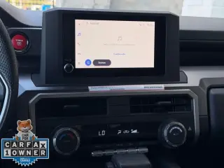Toyota Tacoma 2024 4x4 SR5 4p Doble Cab 5.0 ft SB