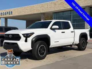 Toyota Tacoma 2024 4x4 SR5 4p Doble Cab 5.0 ft SB