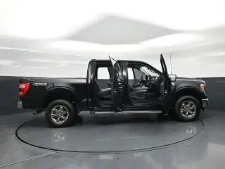 Ford F-150 2023 4x4 Lariat 4dr SuperCrew 6.5 ft. SB