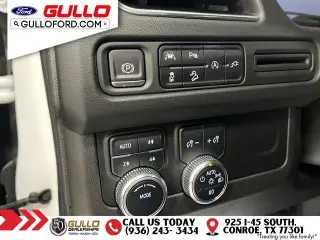 GMC Yukon 2022 4x4 AT4 4p SUV