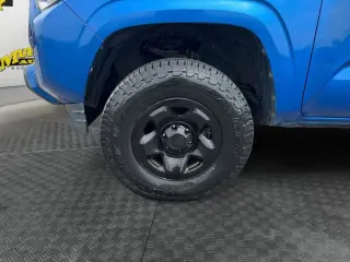 Toyota Tacoma 2016 4x2 SR5 V6 6.1 ft LB de cabina doble