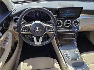 Mercedes-Benz GLC 2022 GLC 300 4p SUV