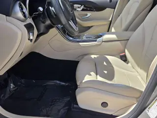 Mercedes-Benz GLC 2022 GLC 300 4p SUV